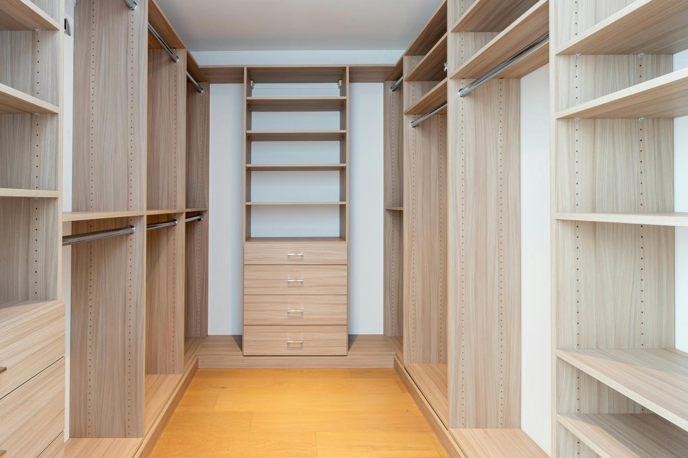 New York, New York, 10023, United States, 2 Bedrooms Bedrooms, ,2 BathroomsBathrooms,Residential,For Sale,1951960