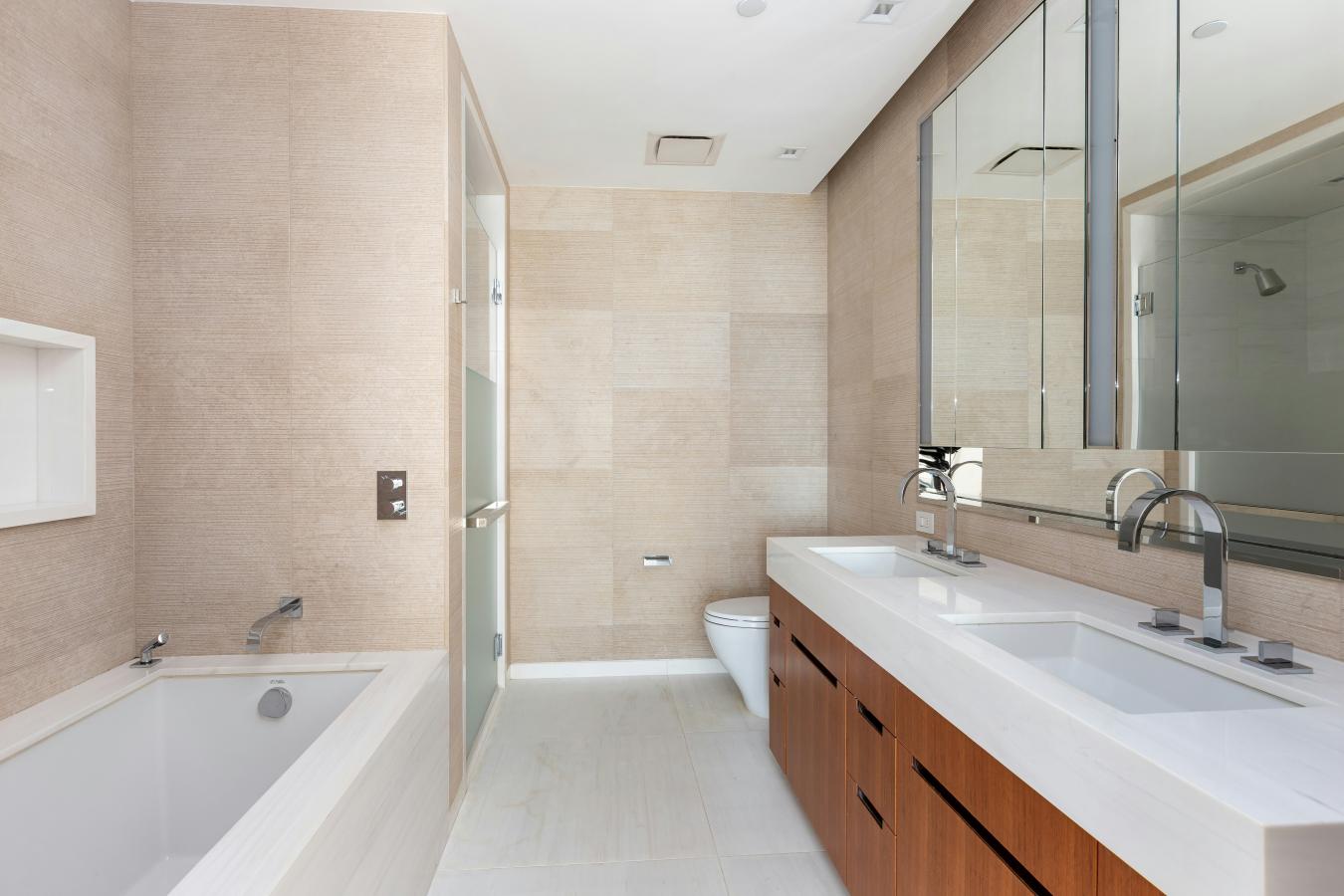 New York, New York, 10023, United States, 2 Bedrooms Bedrooms, ,2 BathroomsBathrooms,Residential,For Sale,1951960