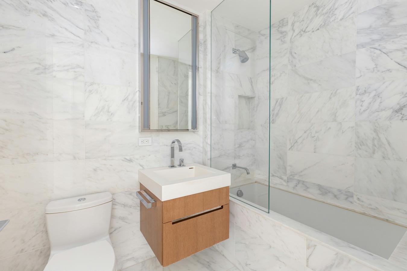 New York, New York, 10023, United States, 2 Bedrooms Bedrooms, ,2 BathroomsBathrooms,Residential,For Sale,1951960