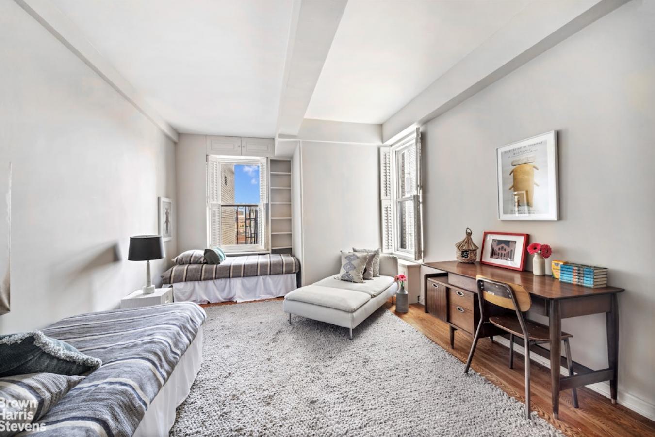 New York, New York, 10128, United States, 3 Bedrooms Bedrooms, ,2 BathroomsBathrooms,Residential,For Sale,1951957