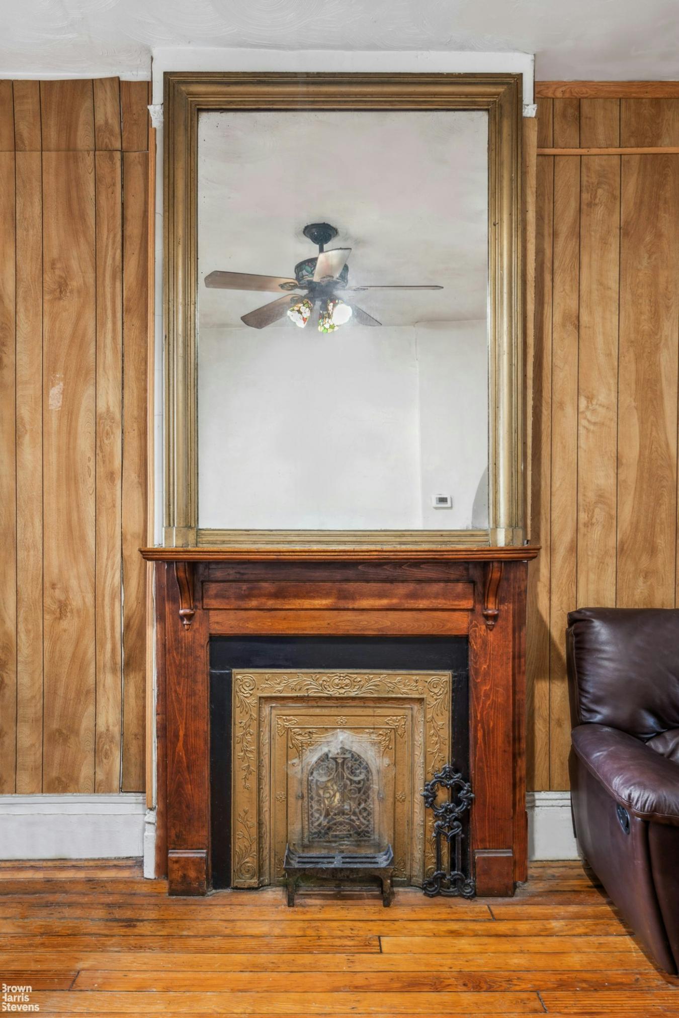 East Harlem, New York, 10035, United States, 3 Bedrooms Bedrooms, ,1 BathroomBathrooms,Residential,For Sale,1951955