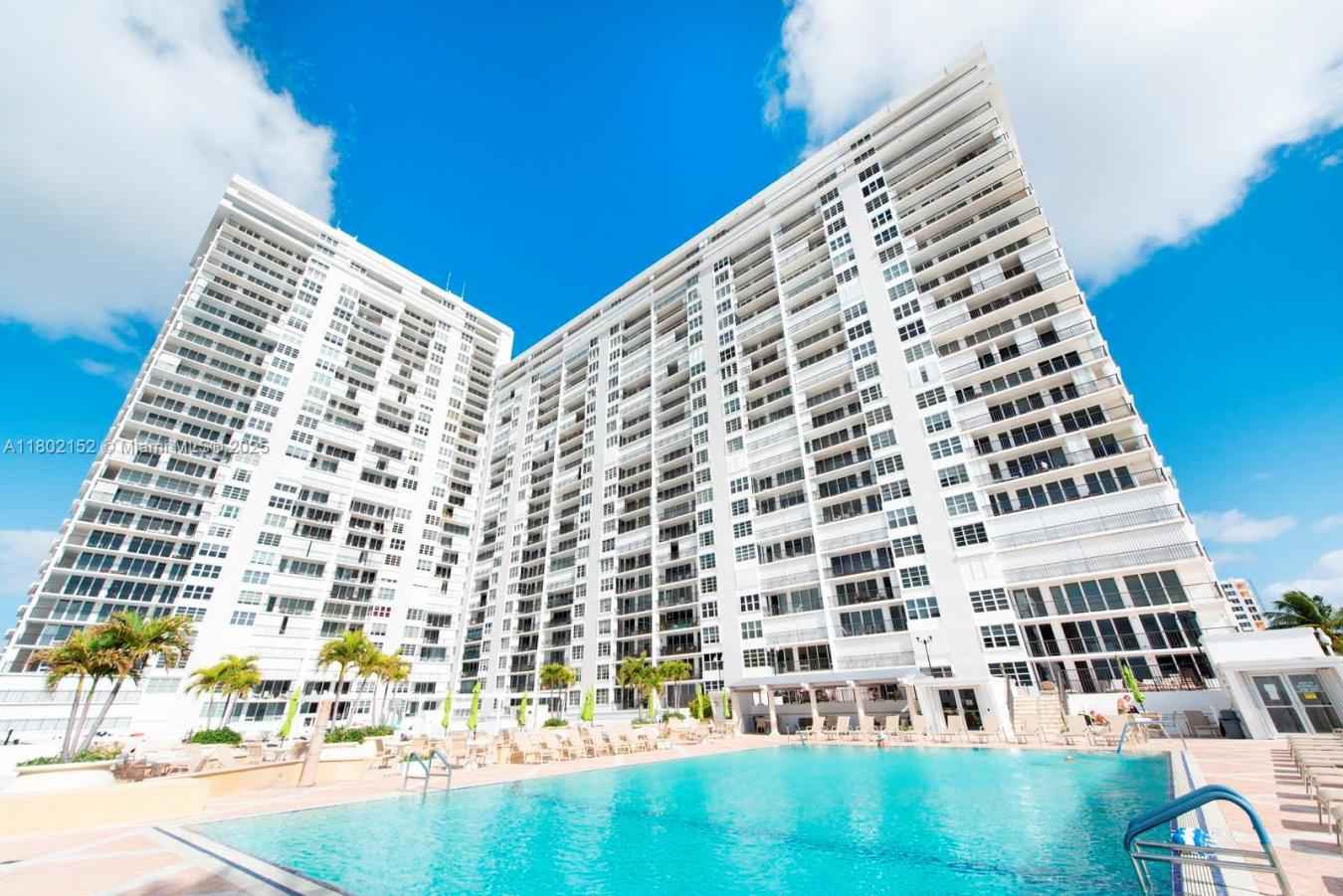 Fort Lauderdale, Florida, 33308, United States, 3 Bedrooms Bedrooms, ,3 BathroomsBathrooms,Residential,For Sale,1952971