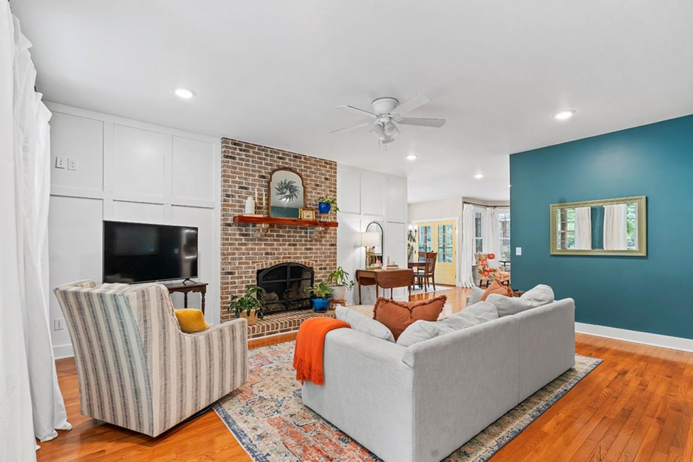 Hodges, Greenwood, 29653, United States, 4 Bedrooms Bedrooms, ,2 BathroomsBathrooms,Residential,For Sale,1954351