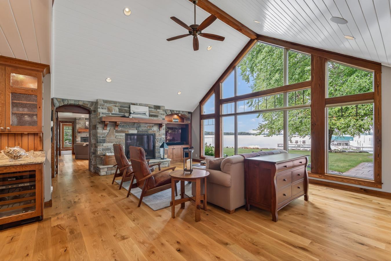 Elysian, Le Sueur, 56028, United States, 3 Bedrooms Bedrooms, ,3 BathroomsBathrooms,Residential,For Sale,1952219