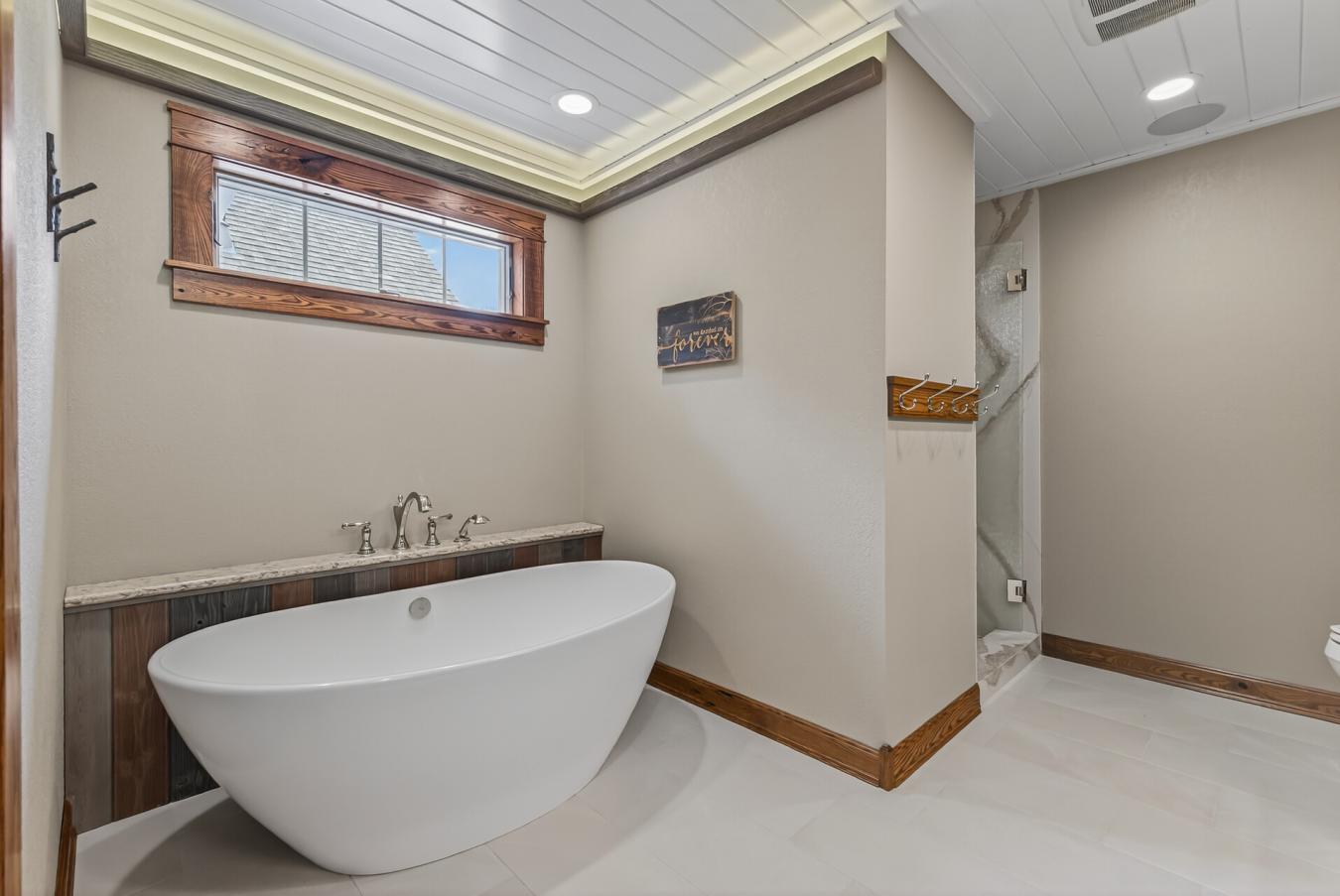 Elysian, Le Sueur, 56028, United States, 3 Bedrooms Bedrooms, ,3 BathroomsBathrooms,Residential,For Sale,1952219