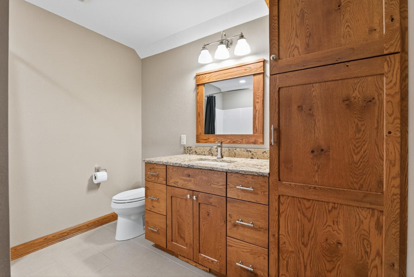 Elysian, Le Sueur, 56028, United States, 3 Bedrooms Bedrooms, ,3 BathroomsBathrooms,Residential,For Sale,1952219