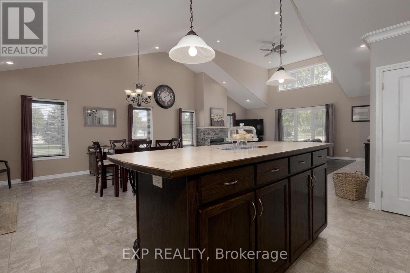 Bayham (Vienna), ON, N0J1Z0, Canada, ,Residential,For Sale,1952215