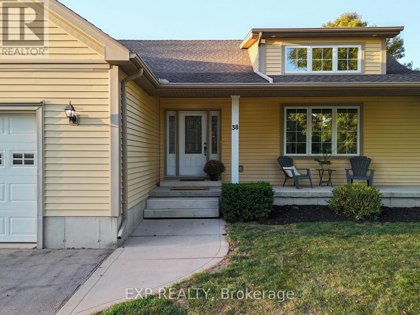 Bayham (Vienna), ON, N0J1Z0, Canada, ,Residential,For Sale,1952215