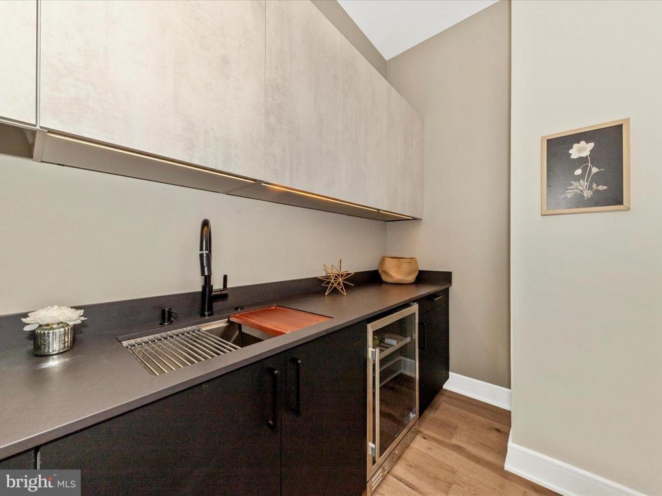 VIENNA, FAIRFAX, 22180, United States, ,Residential,For Sale,1952216