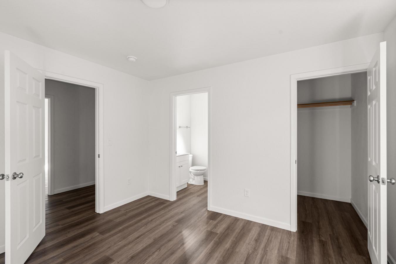 Medford, Jackson, 97501, United States, 16 Bedrooms Bedrooms, ,16 BathroomsBathrooms,Residential,For Sale,1952211