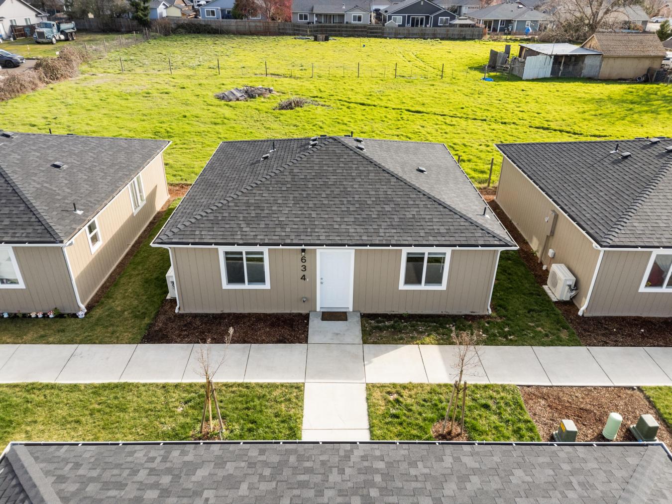 Medford, Jackson, 97501, United States, 16 Bedrooms Bedrooms, ,16 BathroomsBathrooms,Residential,For Sale,1952211