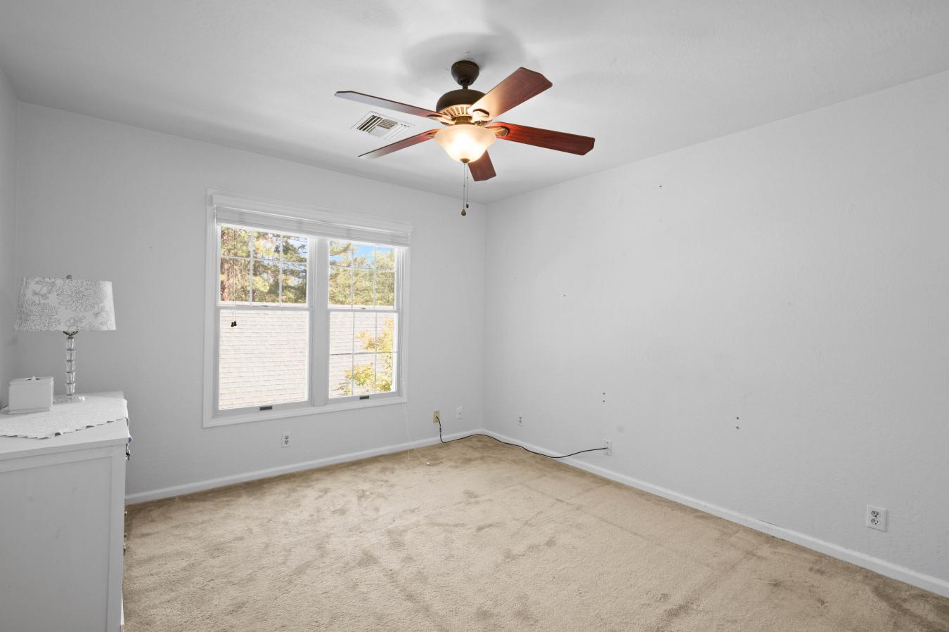 Merlin, Josephine, 97532, United States, 3 Bedrooms Bedrooms, ,2 BathroomsBathrooms,Residential,For Sale,1952210