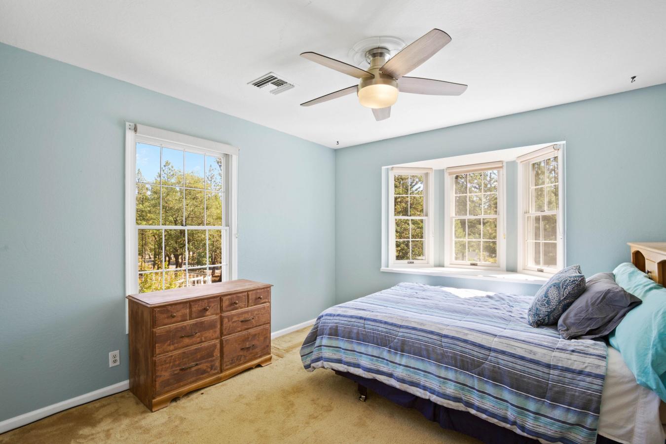 Merlin, Josephine, 97532, United States, 3 Bedrooms Bedrooms, ,2 BathroomsBathrooms,Residential,For Sale,1952210