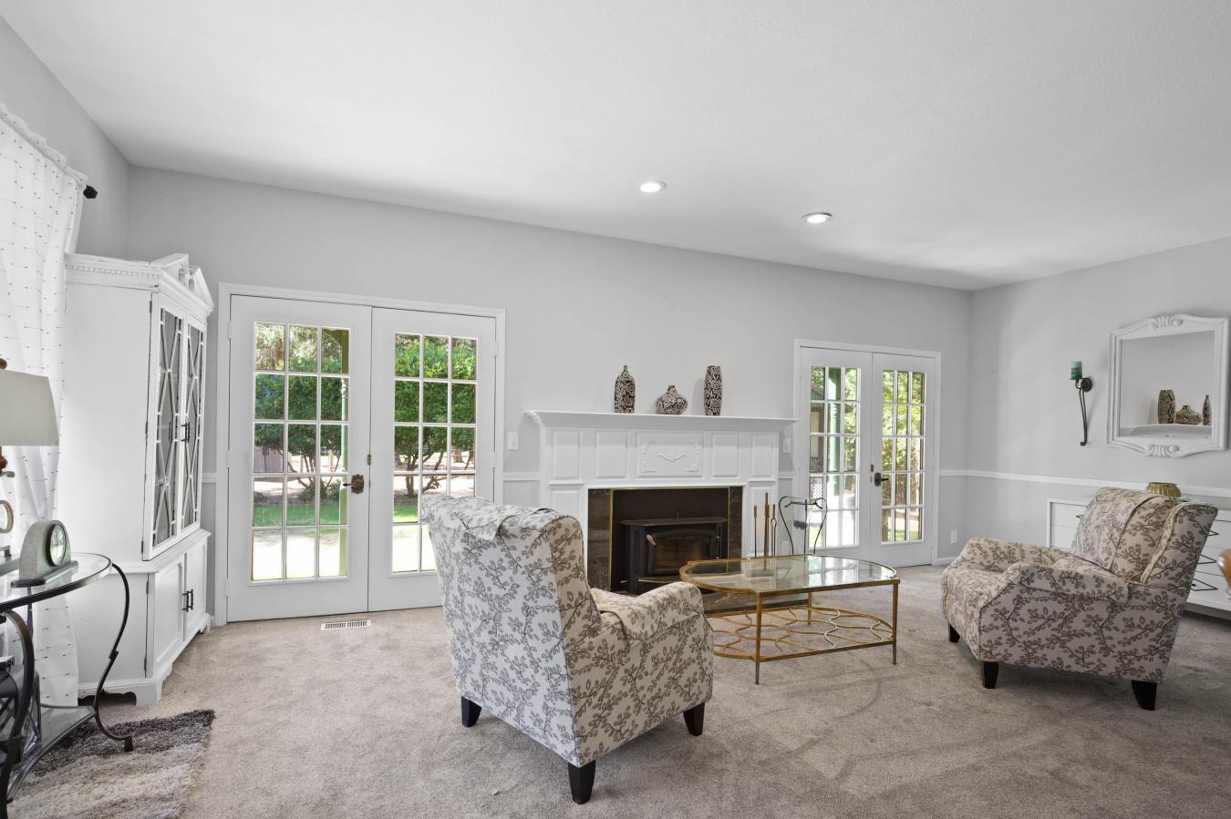 Merlin, Josephine, 97532, United States, 3 Bedrooms Bedrooms, ,2 BathroomsBathrooms,Residential,For Sale,1952210