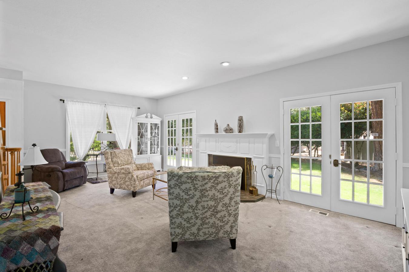 Merlin, Josephine, 97532, United States, 3 Bedrooms Bedrooms, ,2 BathroomsBathrooms,Residential,For Sale,1952210