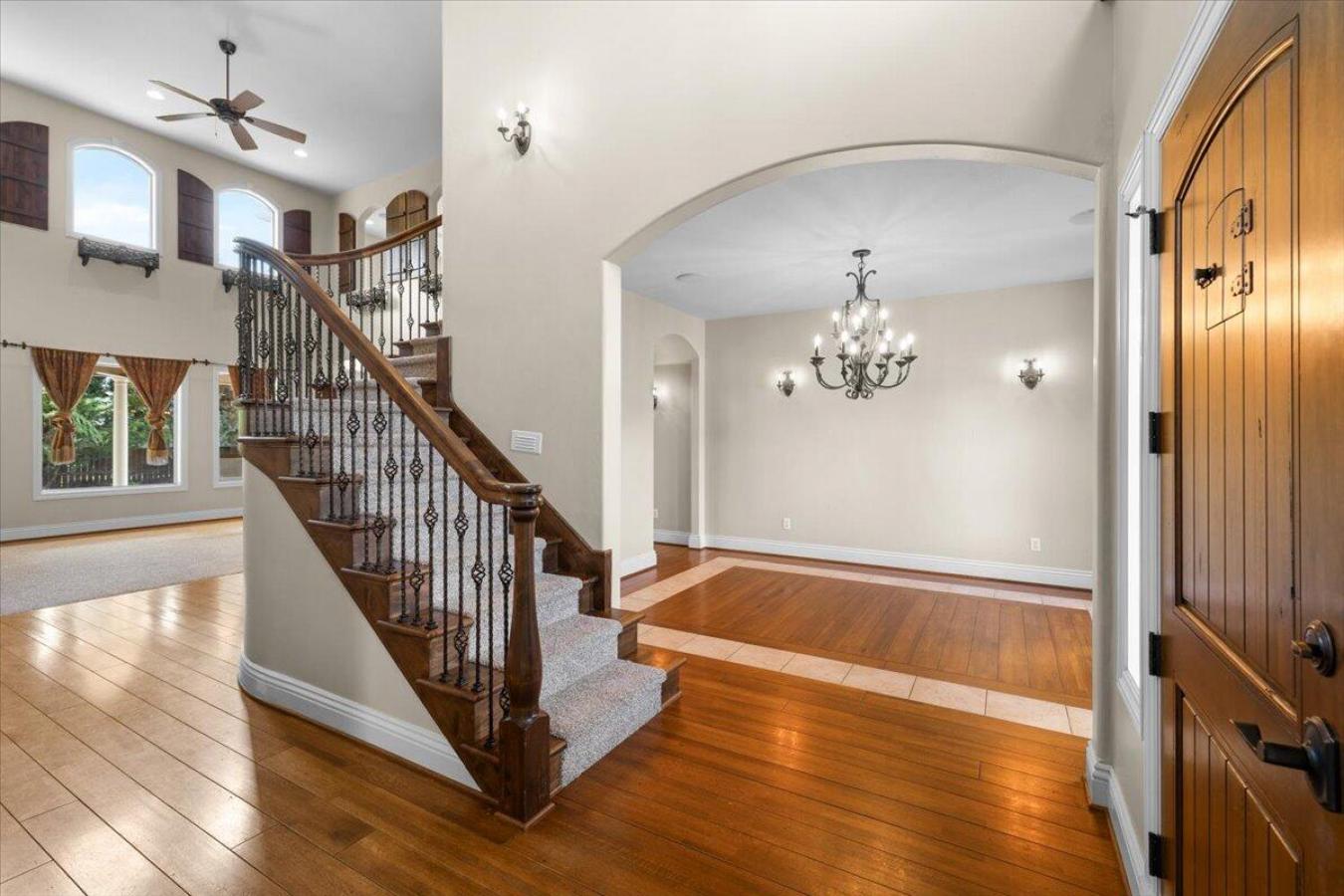 Eagle Point, Jackson, 97524, United States, 5 Bedrooms Bedrooms, ,3 BathroomsBathrooms,Residential,For Sale,1952208