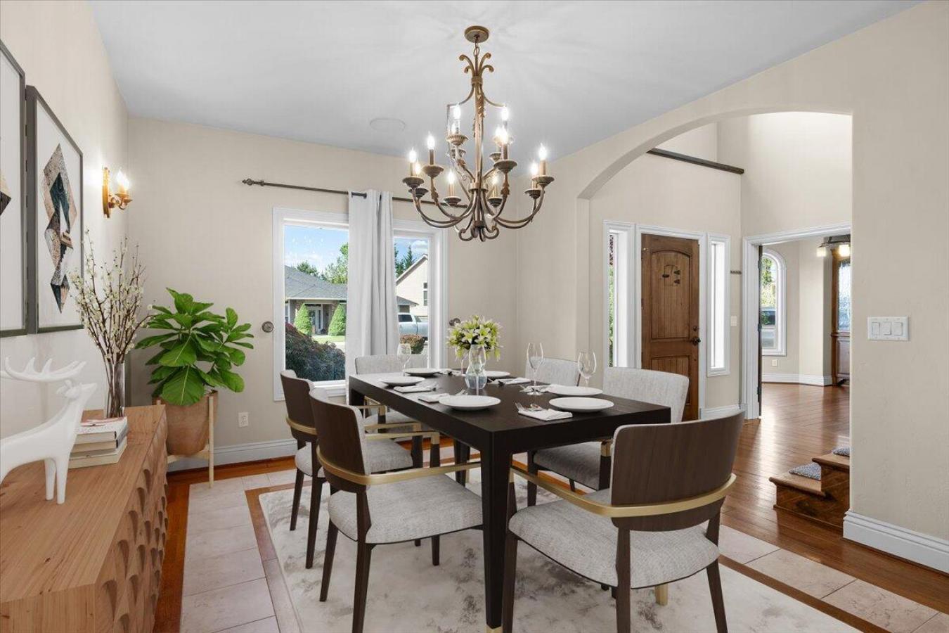 Eagle Point, Jackson, 97524, United States, 5 Bedrooms Bedrooms, ,3 BathroomsBathrooms,Residential,For Sale,1952208