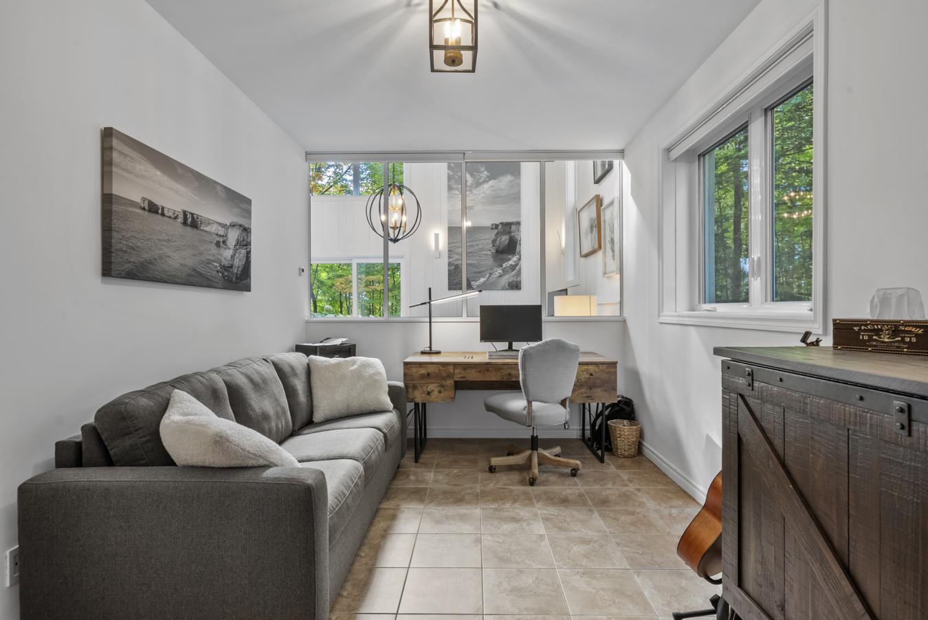 Canton-de-Stanstead, QC, J1X 3W4, Canada, 3 Bedrooms Bedrooms, ,1 BathroomBathrooms,Residential,For Sale,1952388