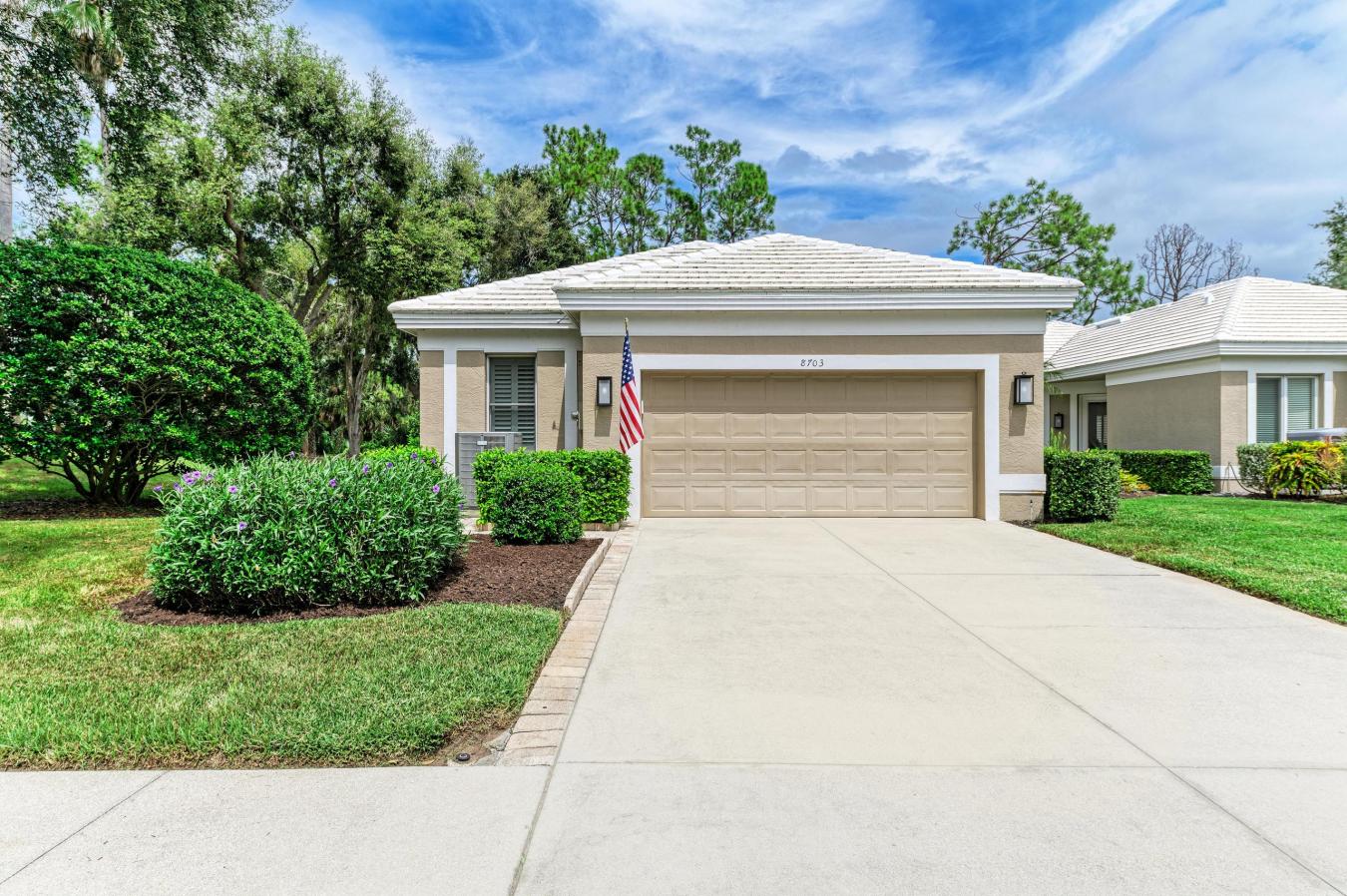 Bradenton, Manatee, 34211, United States, 2 Bedrooms Bedrooms, ,3 BathroomsBathrooms,Residential,For Sale,1952207