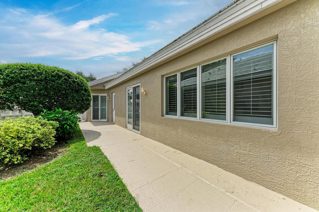 Bradenton, Manatee, 34211, United States, 2 Bedrooms Bedrooms, ,3 BathroomsBathrooms,Residential,For Sale,1952207