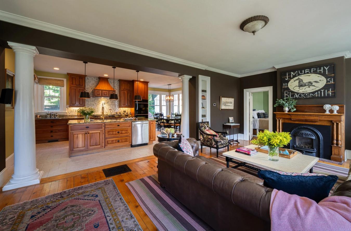 SKANEATELES, ONONDAGA, 13152, United States, 5 Bedrooms Bedrooms, ,4 BathroomsBathrooms,Residential,For Sale,1951946