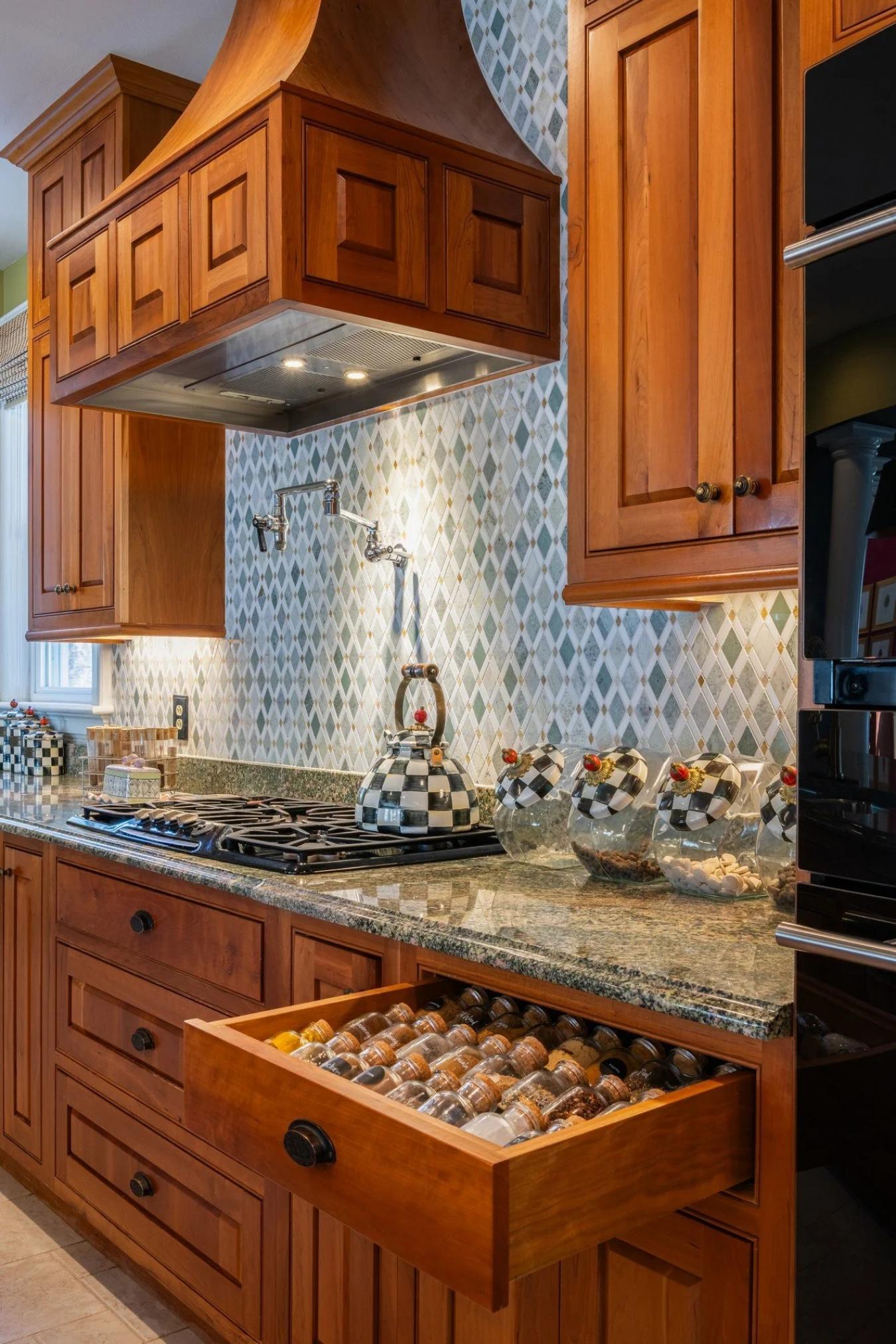 SKANEATELES, ONONDAGA, 13152, United States, 5 Bedrooms Bedrooms, ,4 BathroomsBathrooms,Residential,For Sale,1951946