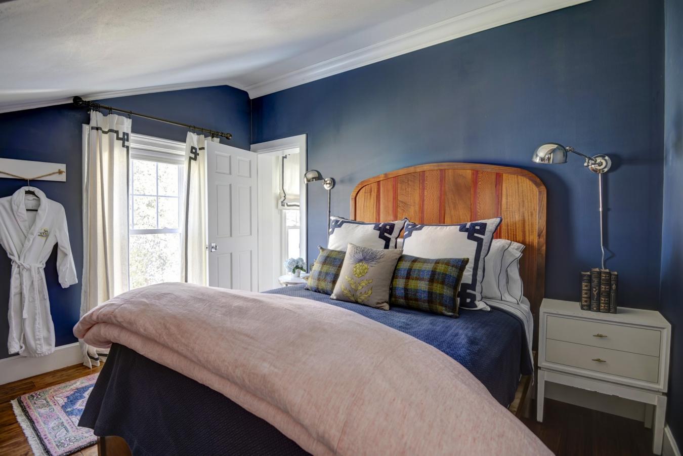 SKANEATELES, ONONDAGA, 13152, United States, 5 Bedrooms Bedrooms, ,4 BathroomsBathrooms,Residential,For Sale,1951946