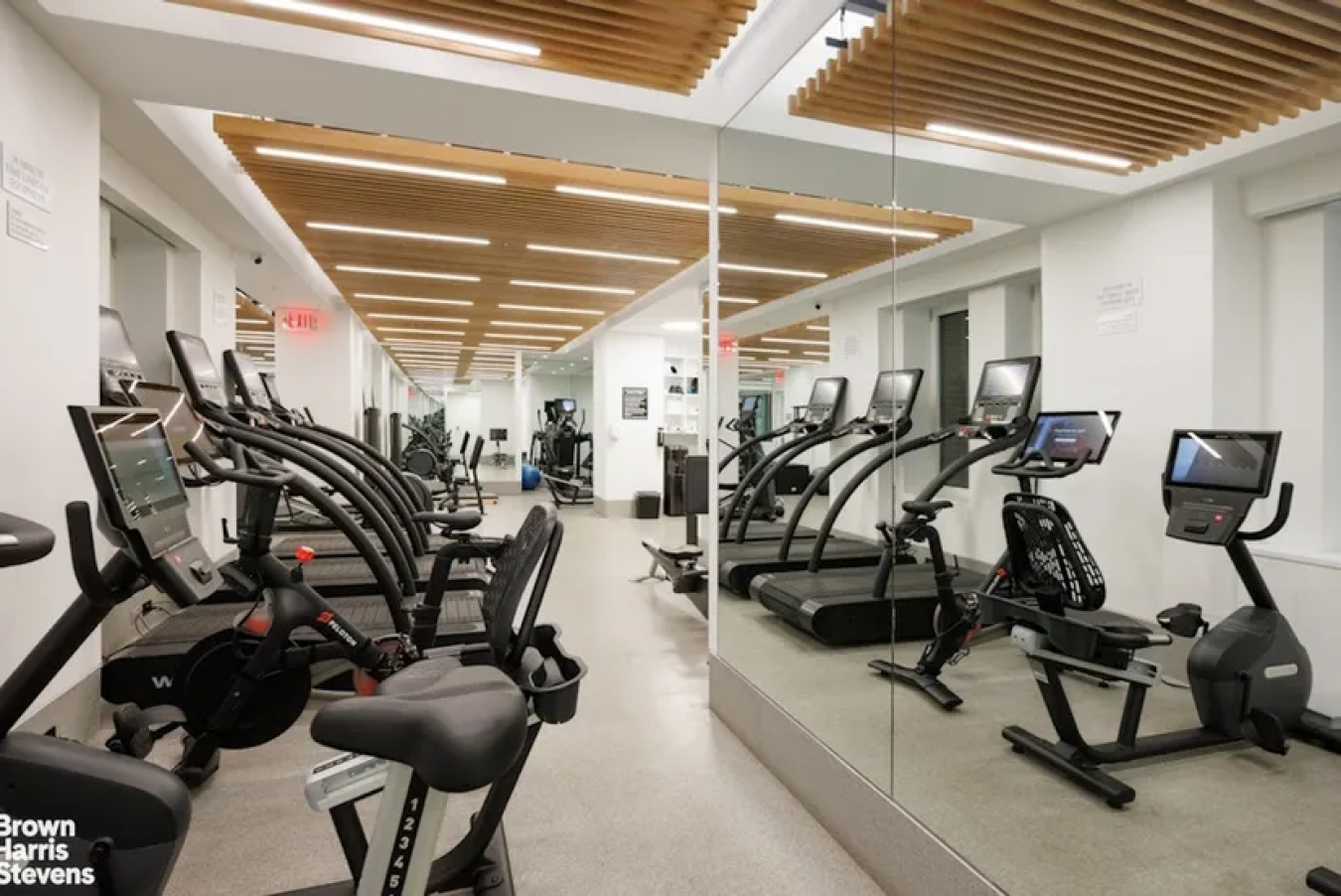 New York, New York, 10023, United States, 3 Bedrooms Bedrooms, ,3 BathroomsBathrooms,Residential,For Sale,1951945