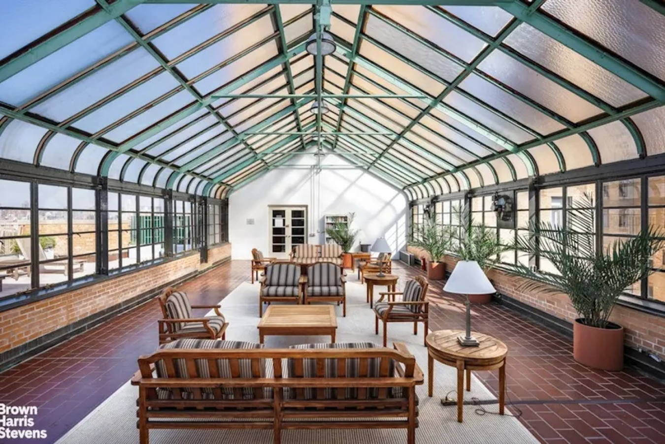 New York, New York, 10023, United States, 3 Bedrooms Bedrooms, ,3 BathroomsBathrooms,Residential,For Sale,1951945