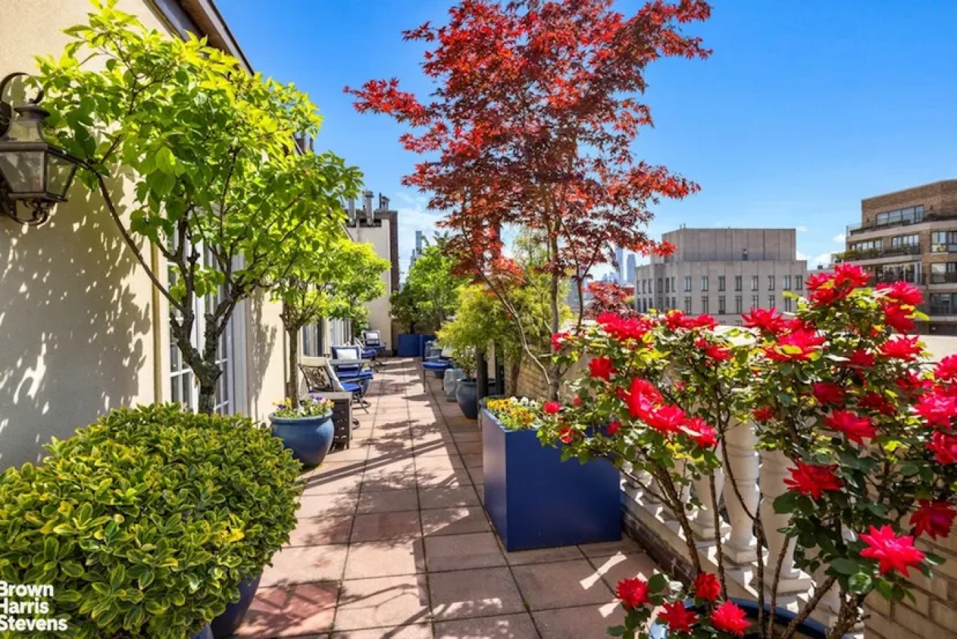 Manhattan, New York, 10028, United States, 3 Bedrooms Bedrooms, ,2 BathroomsBathrooms,Residential,For Sale,1951944