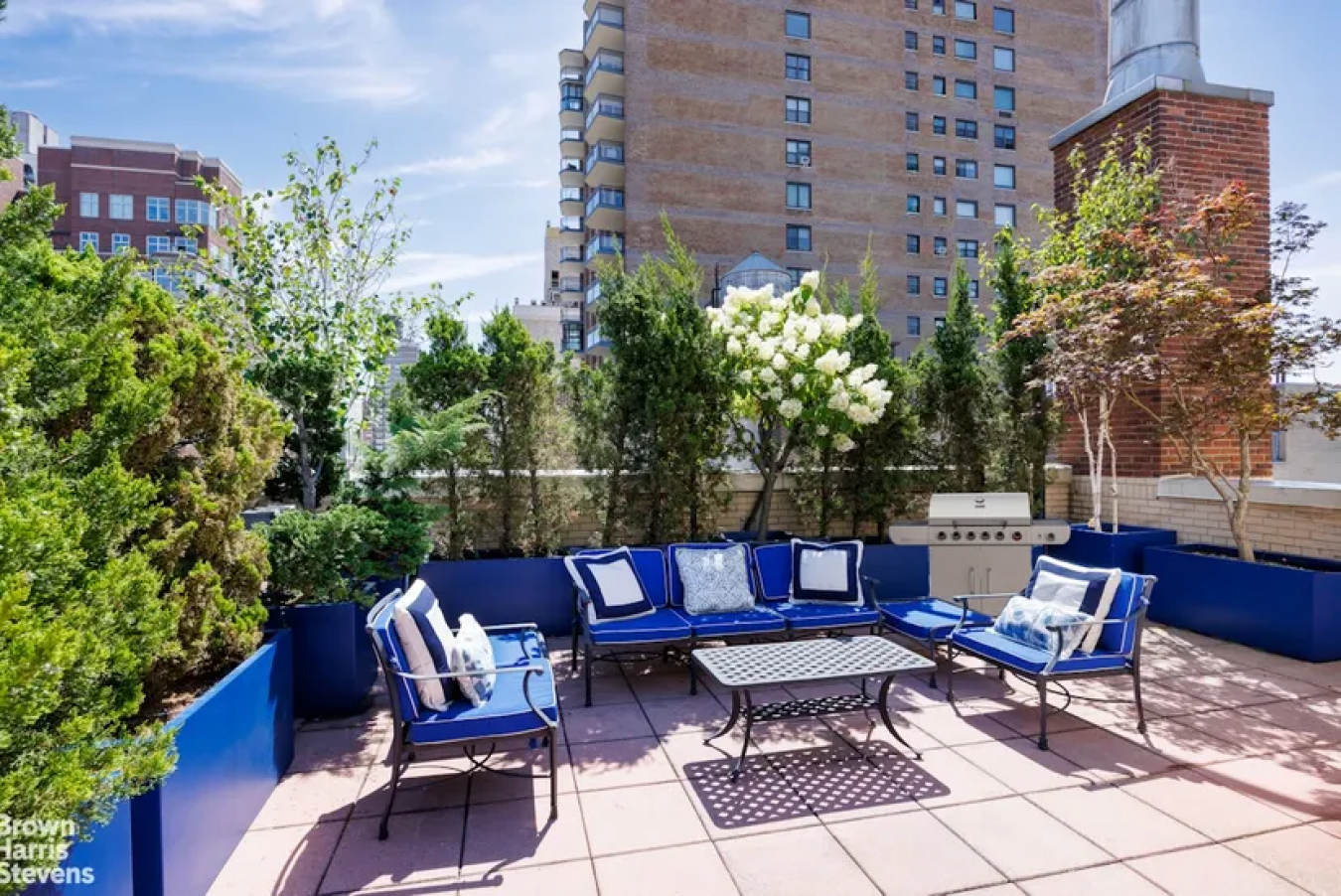 Manhattan, New York, 10028, United States, 3 Bedrooms Bedrooms, ,2 BathroomsBathrooms,Residential,For Sale,1951944