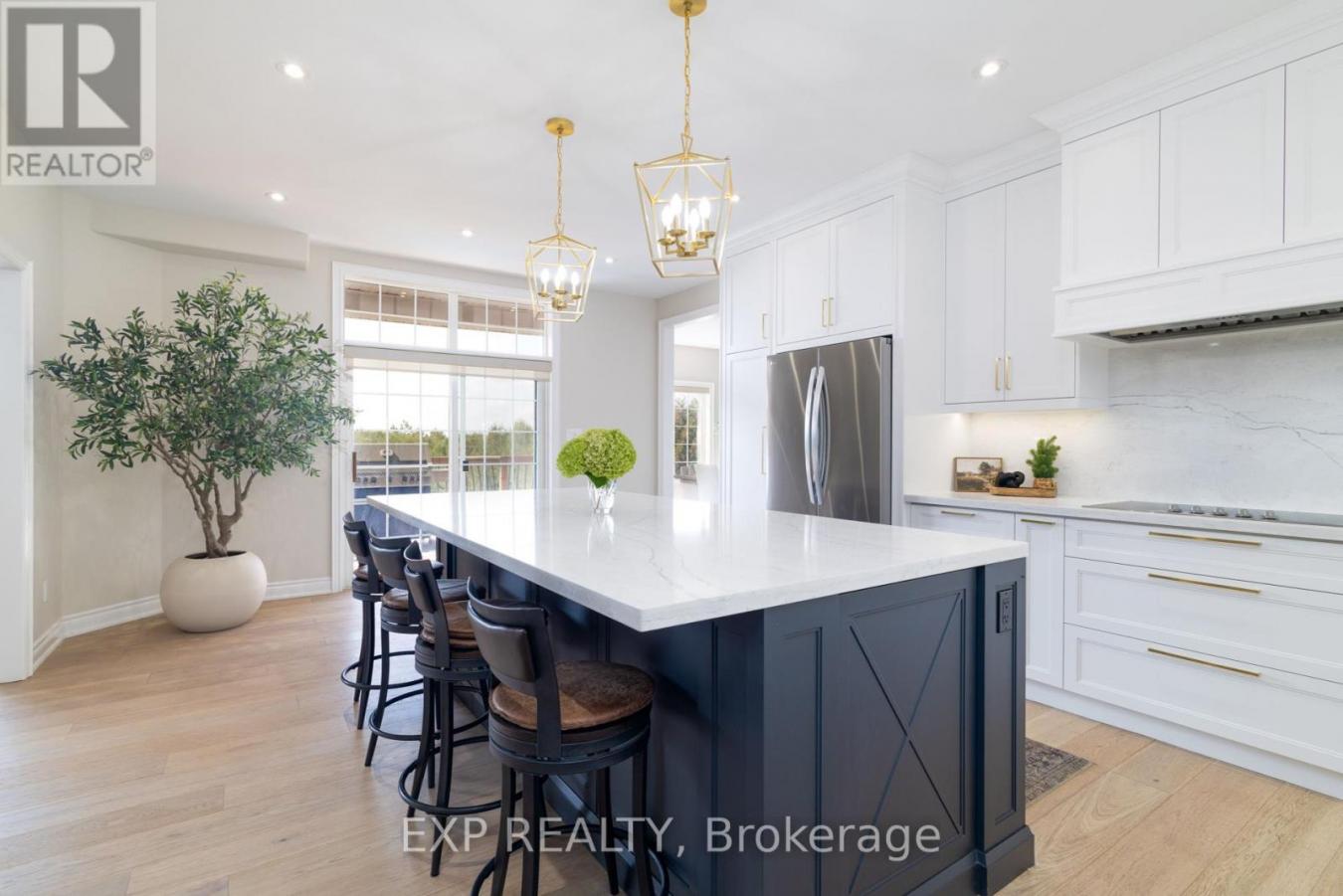 Uxbridge, ON, L0C1H0, Canada, 8 Bedrooms Bedrooms, ,5 BathroomsBathrooms,Residential,For Sale,1952205