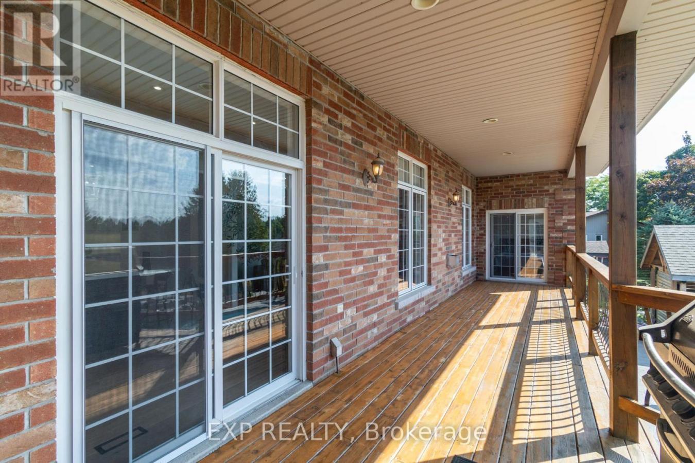 Uxbridge, ON, L0C1H0, Canada, 8 Bedrooms Bedrooms, ,5 BathroomsBathrooms,Residential,For Sale,1952205