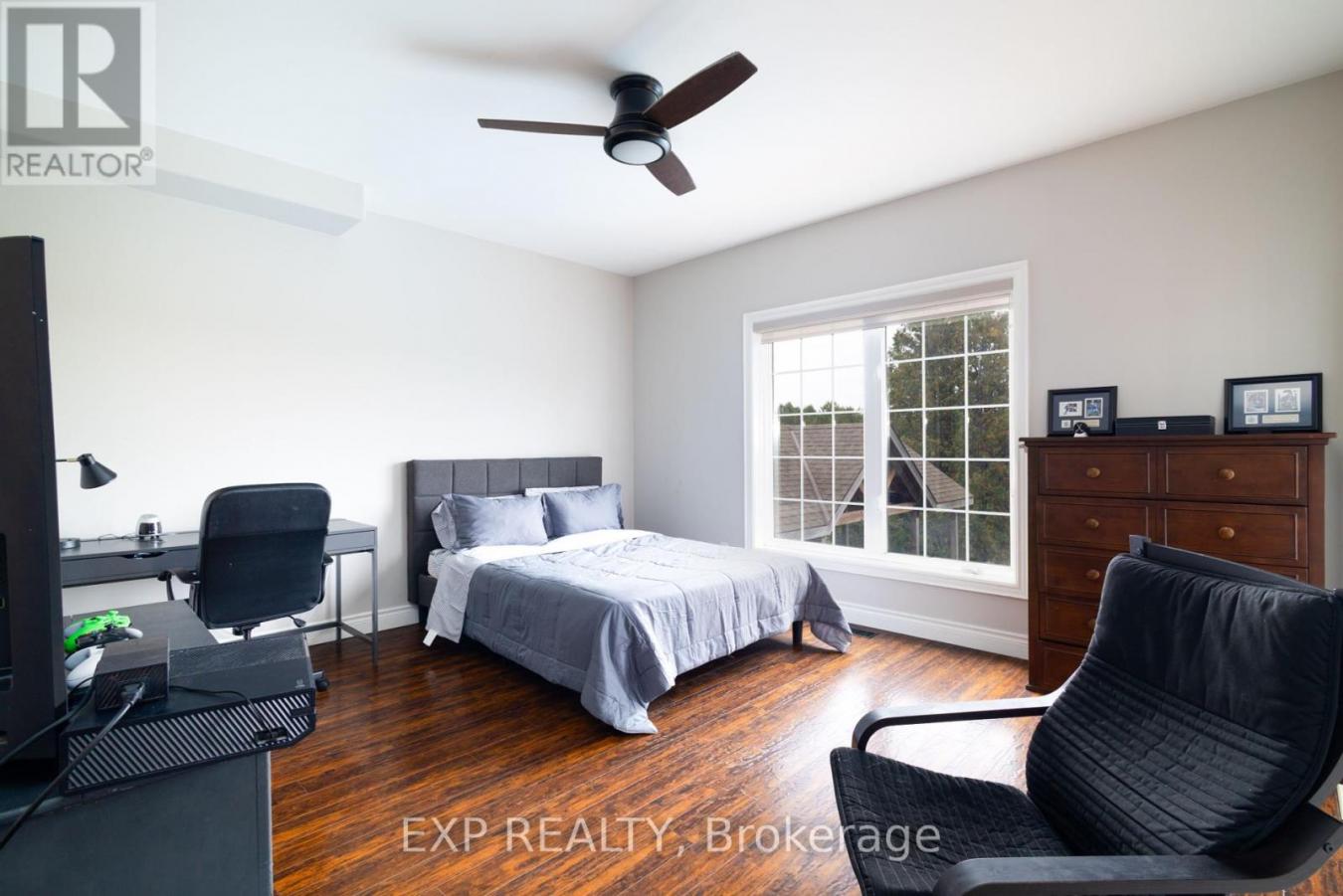 Uxbridge, ON, L0C1H0, Canada, 8 Bedrooms Bedrooms, ,5 BathroomsBathrooms,Residential,For Sale,1952205