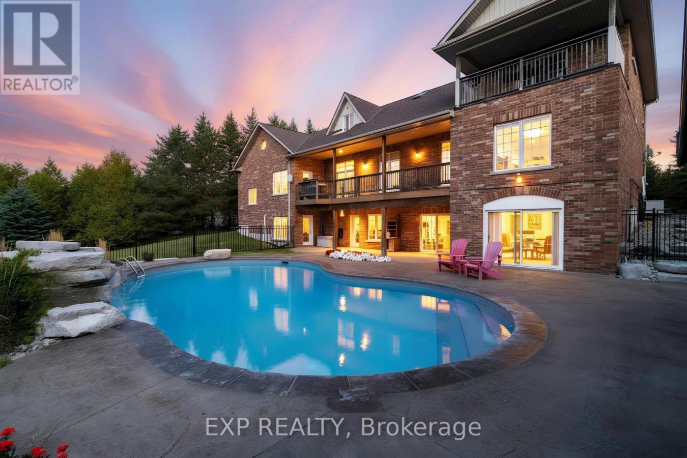 Uxbridge, ON, L0C1H0, Canada, 8 Bedrooms Bedrooms, ,5 BathroomsBathrooms,Residential,For Sale,1952205