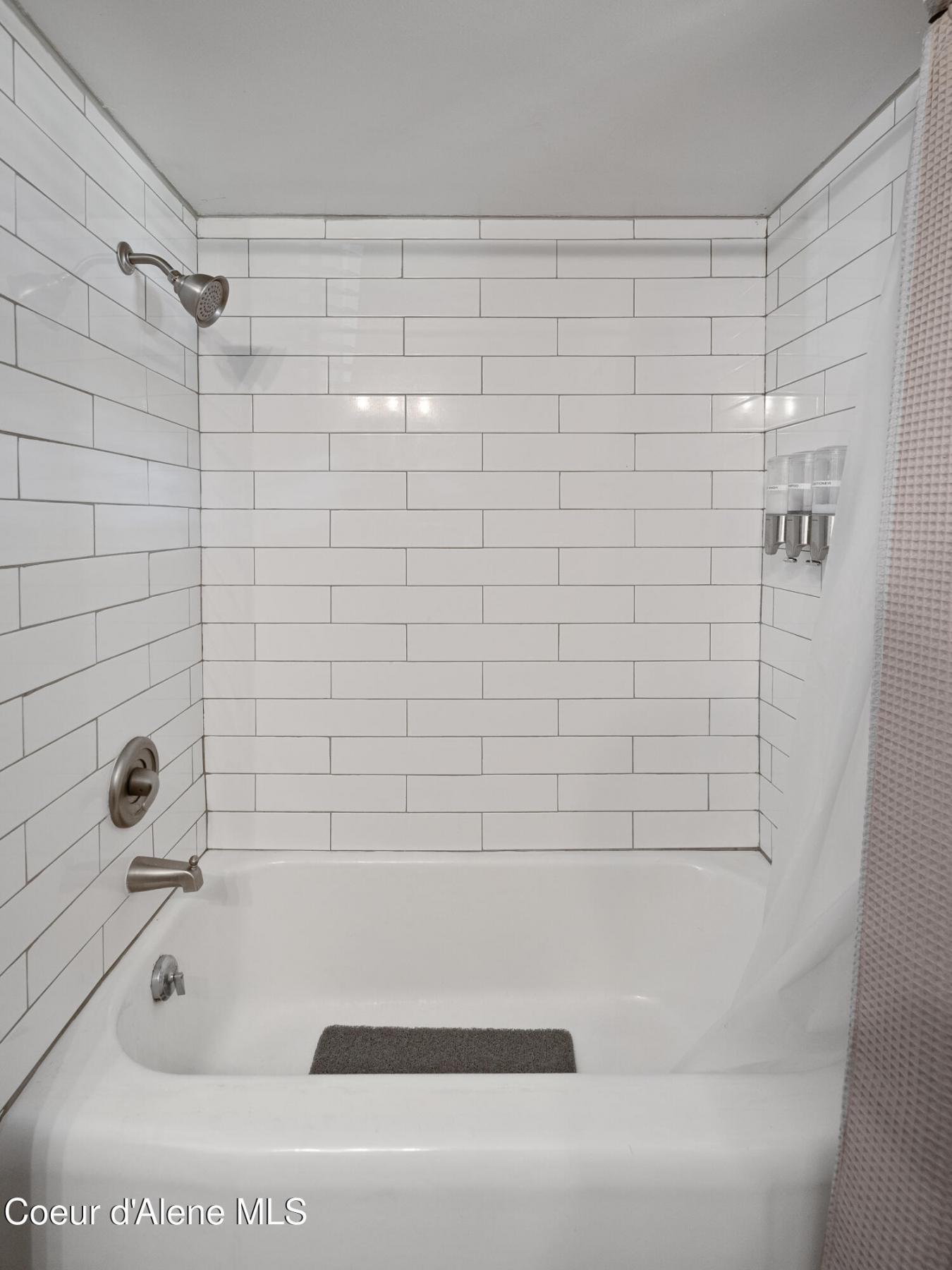 Coeur d'Alene, Kootenai, 83814, United States, ,Residential,For Sale,1952204