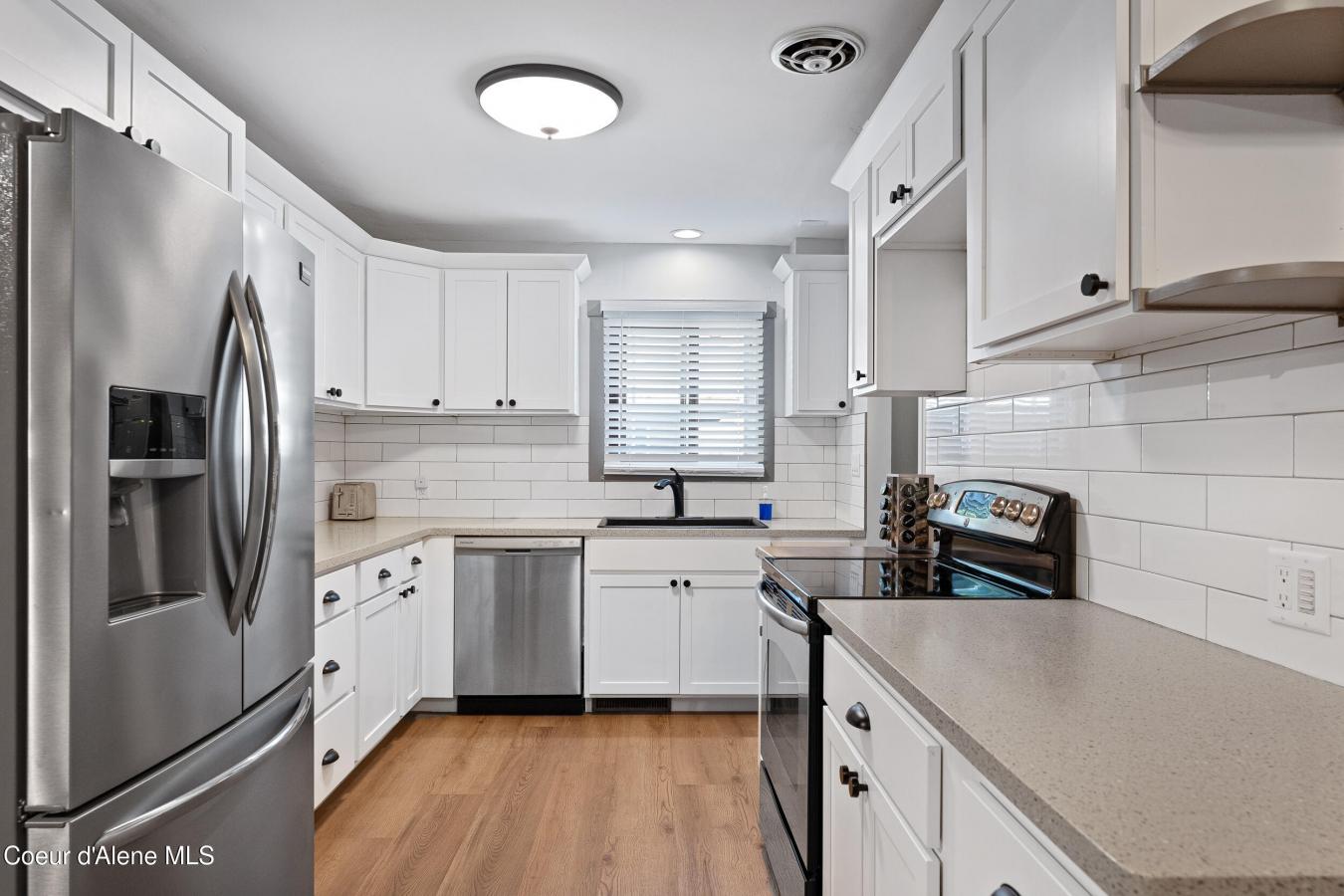 Coeur d'Alene, Kootenai, 83814, United States, ,Residential,For Sale,1952204