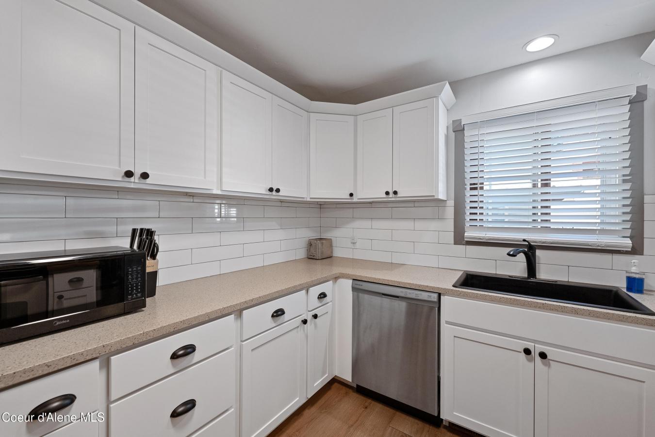 Coeur d'Alene, Kootenai, 83814, United States, ,Residential,For Sale,1952204