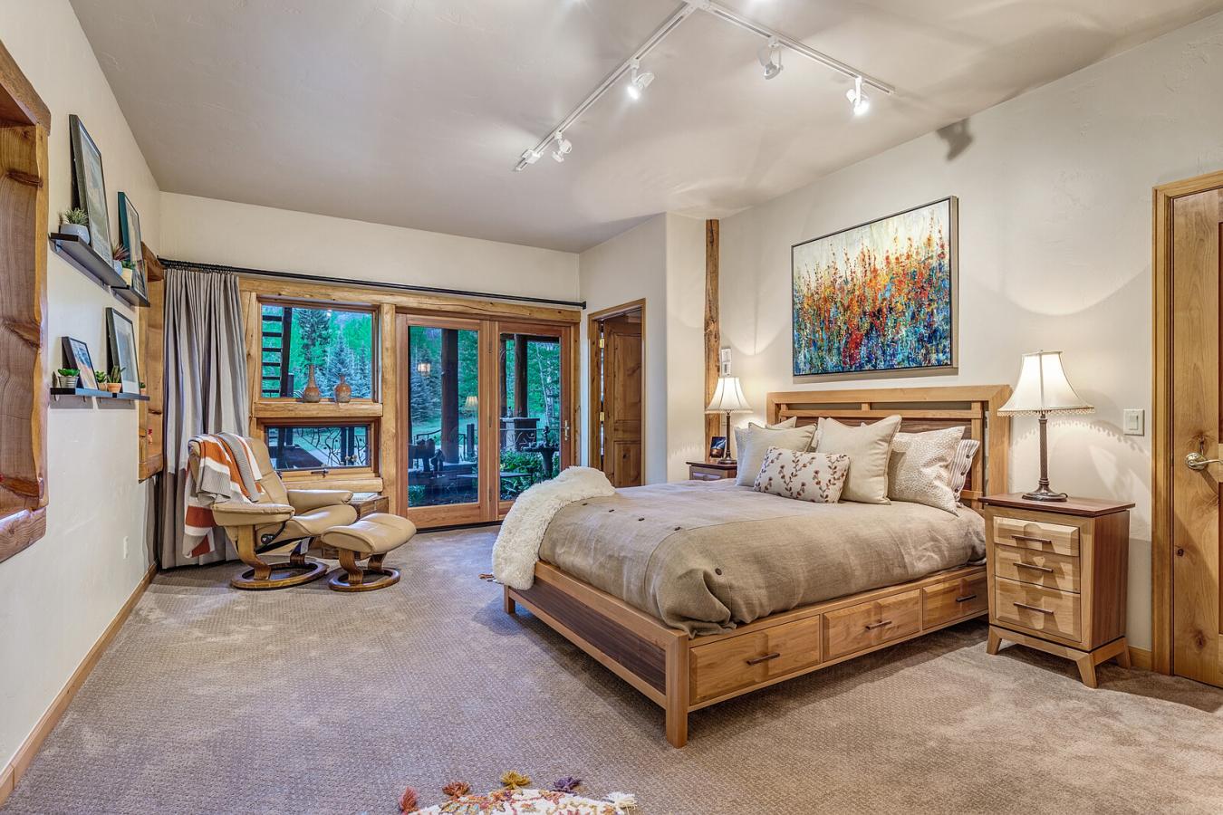 Redstone, Colorado, 81623, United States, 4 Bedrooms Bedrooms, ,4 BathroomsBathrooms,Residential,For Sale,1952203