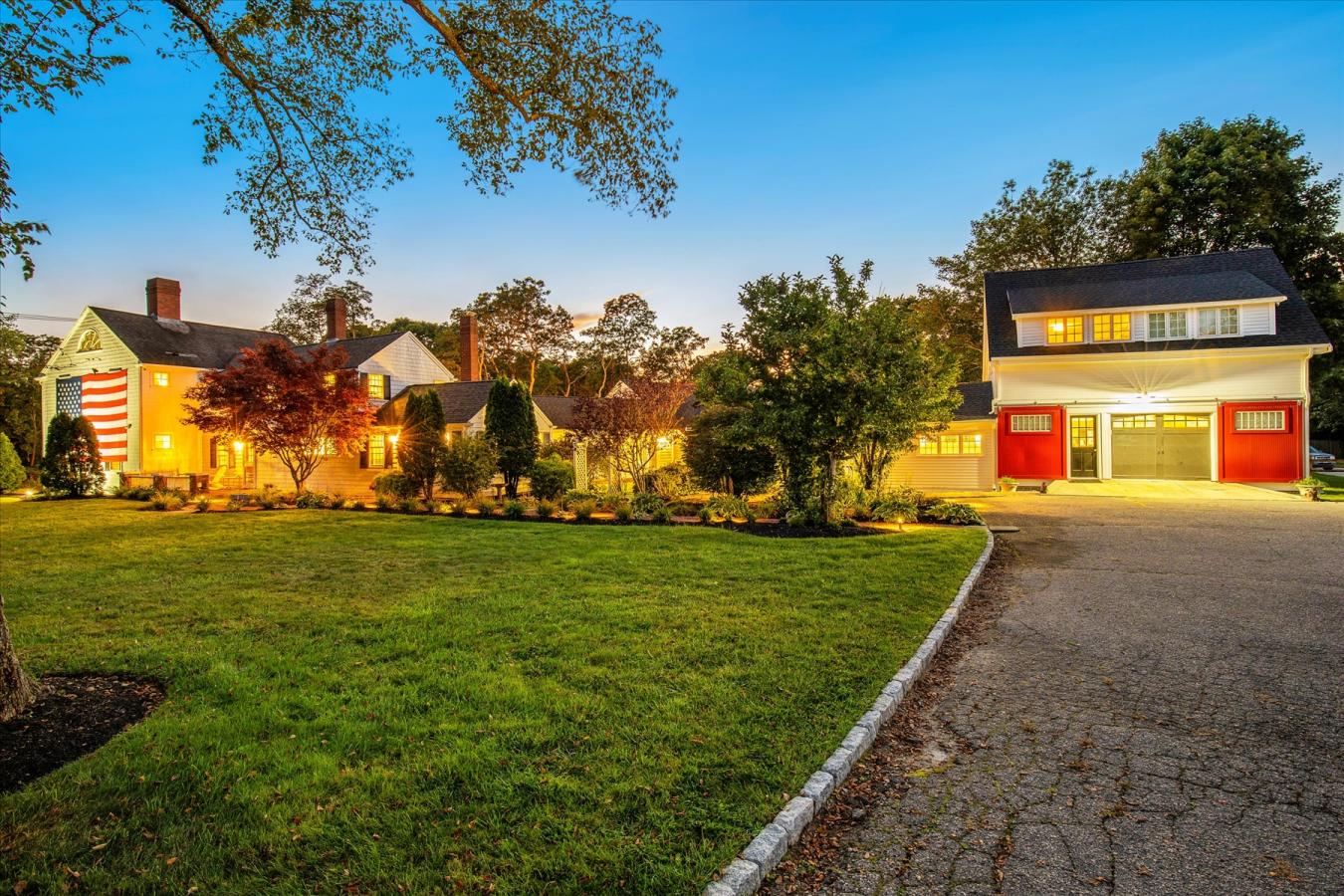 East Falmouth, Barnstable, 02536, United States, 7 Bedrooms Bedrooms, ,7 BathroomsBathrooms,Residential,For Sale,1952202