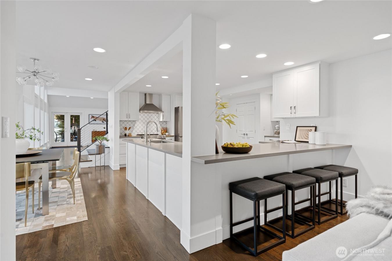 Seattle, King, 98146, United States, 5 Bedrooms Bedrooms, ,3 BathroomsBathrooms,Residential,For Sale,1952199