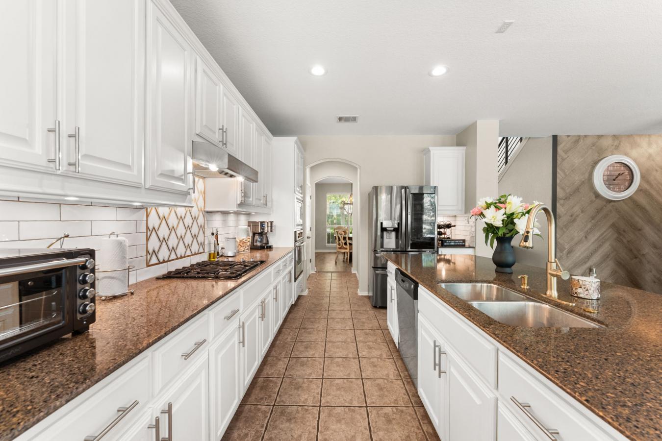 Austin, Travis, 78734, United States, 3 Bedrooms Bedrooms, ,2 BathroomsBathrooms,Residential,For Sale,1952196