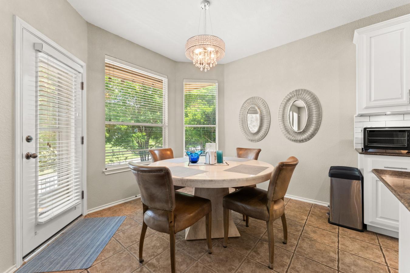 Austin, Travis, 78734, United States, 3 Bedrooms Bedrooms, ,2 BathroomsBathrooms,Residential,For Sale,1952196