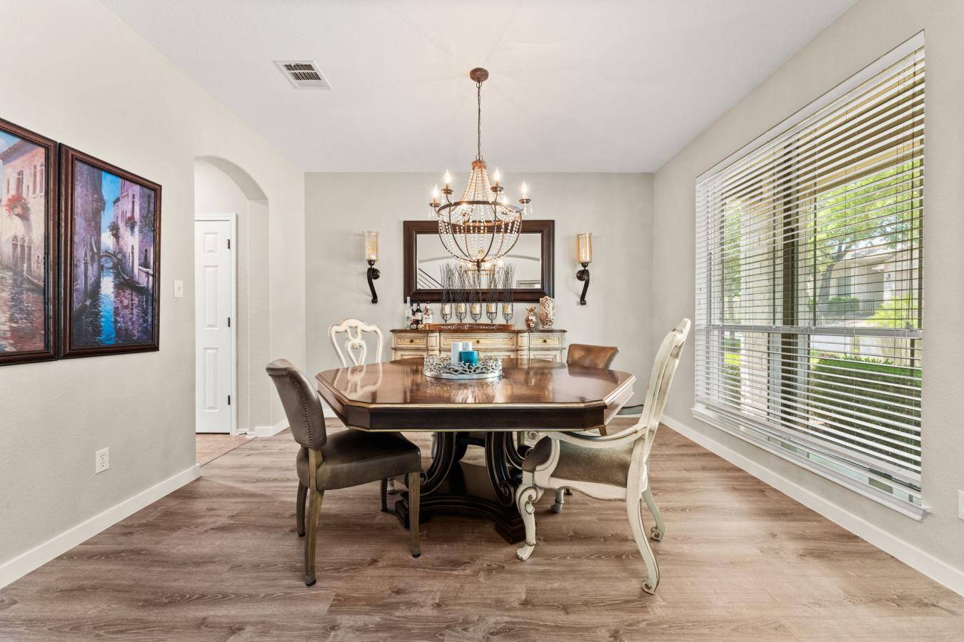 Austin, Travis, 78734, United States, 3 Bedrooms Bedrooms, ,2 BathroomsBathrooms,Residential,For Sale,1952196