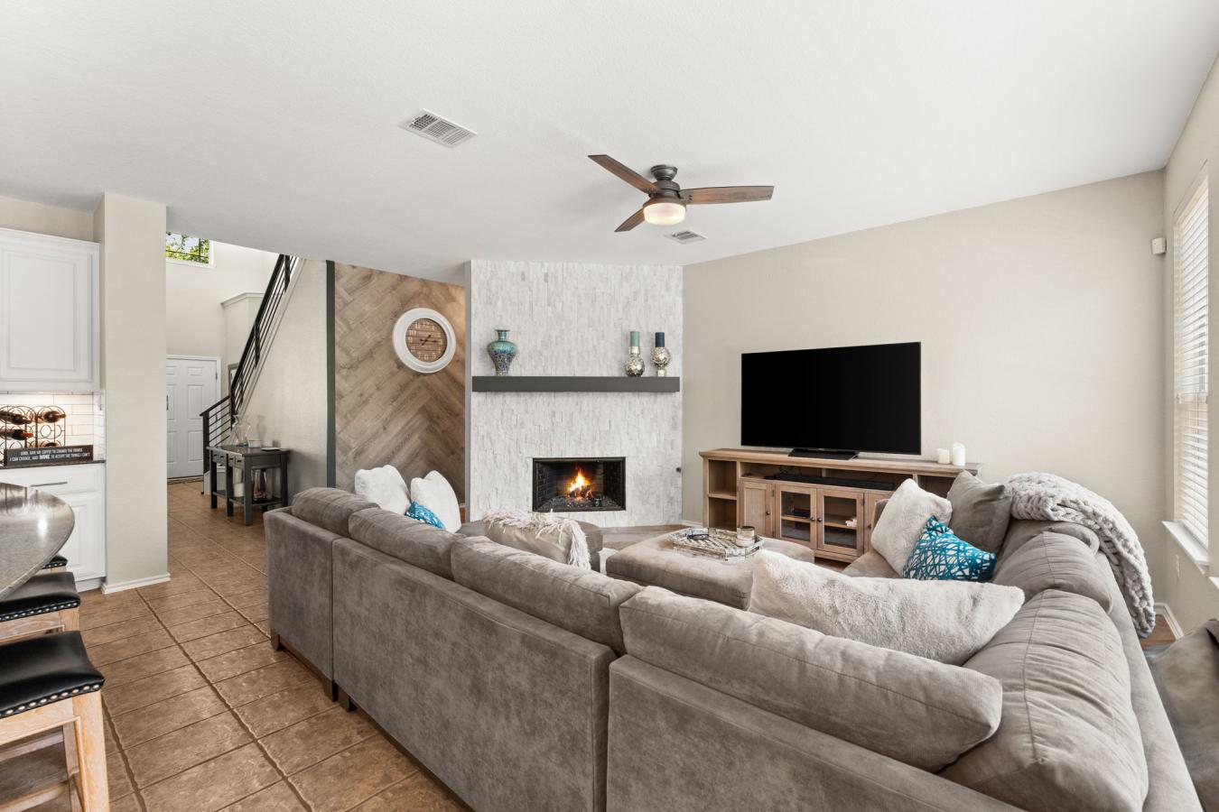 Austin, Travis, 78734, United States, 3 Bedrooms Bedrooms, ,2 BathroomsBathrooms,Residential,For Sale,1952196