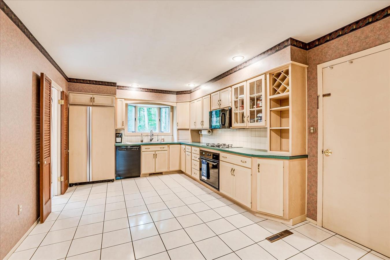 Bridgewater, Somerset, 08807, United States, 5 Bedrooms Bedrooms, ,2 BathroomsBathrooms,Residential,For Sale,1952385