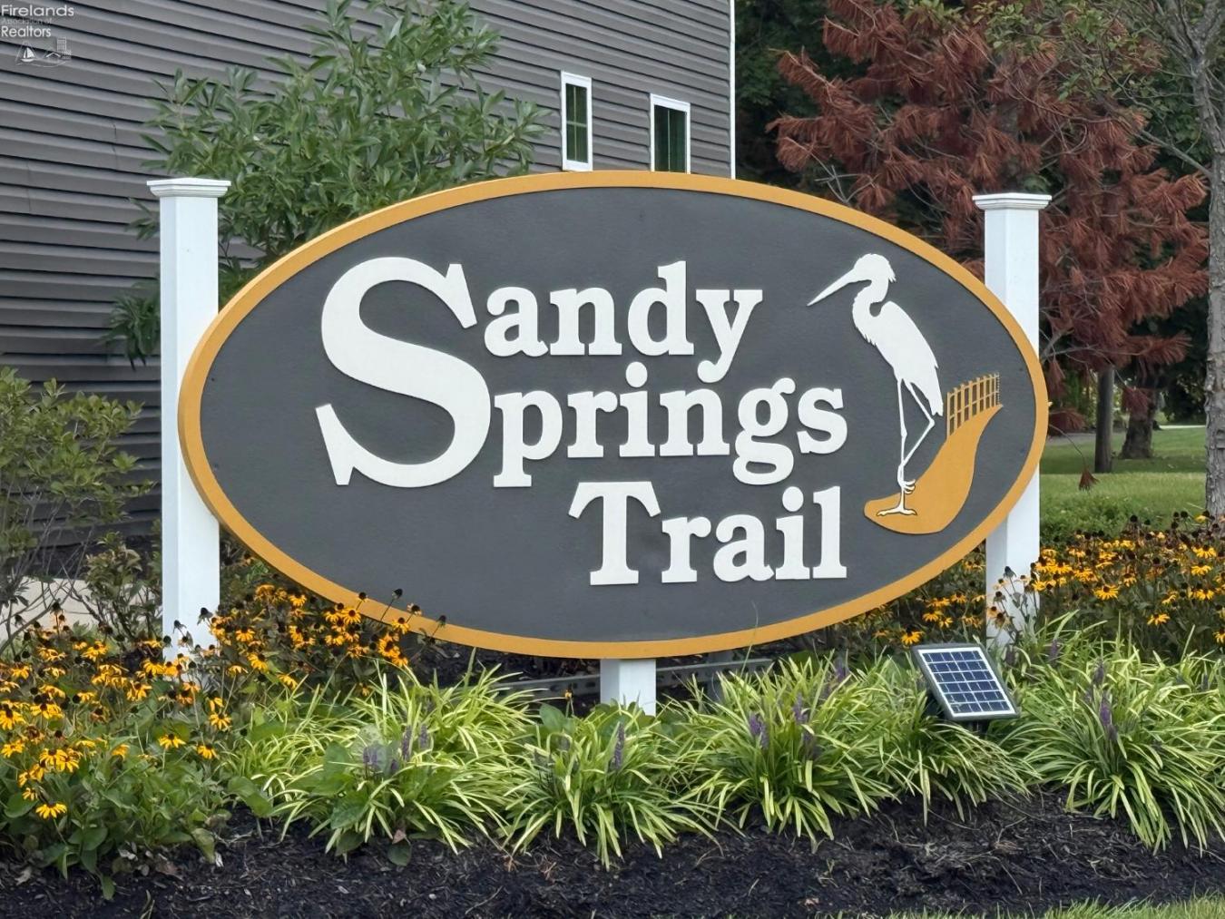 Lorain, Lorain, 44053, United States, 4 Bedrooms Bedrooms, ,3 BathroomsBathrooms,Residential,For Sale,1952380