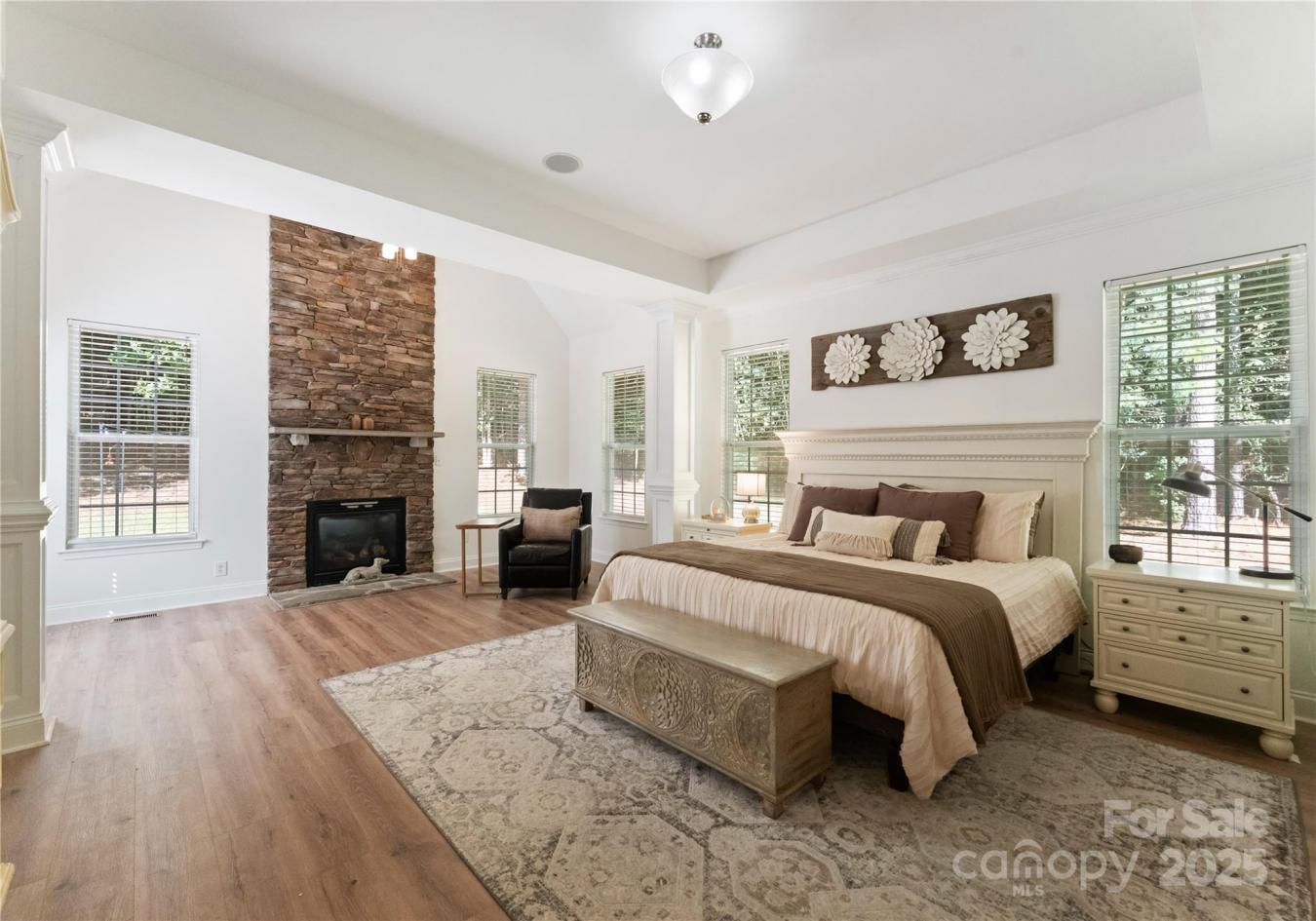 Mooresville, Iredell, 28117, United States, 4 Bedrooms Bedrooms, ,3 BathroomsBathrooms,Residential,For Sale,1952379