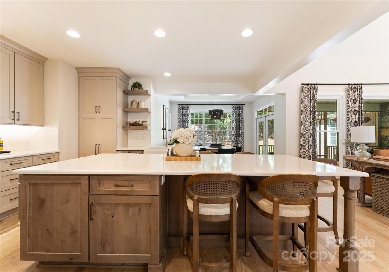 Mooresville, Iredell, 28117, United States, 4 Bedrooms Bedrooms, ,3 BathroomsBathrooms,Residential,For Sale,1952379