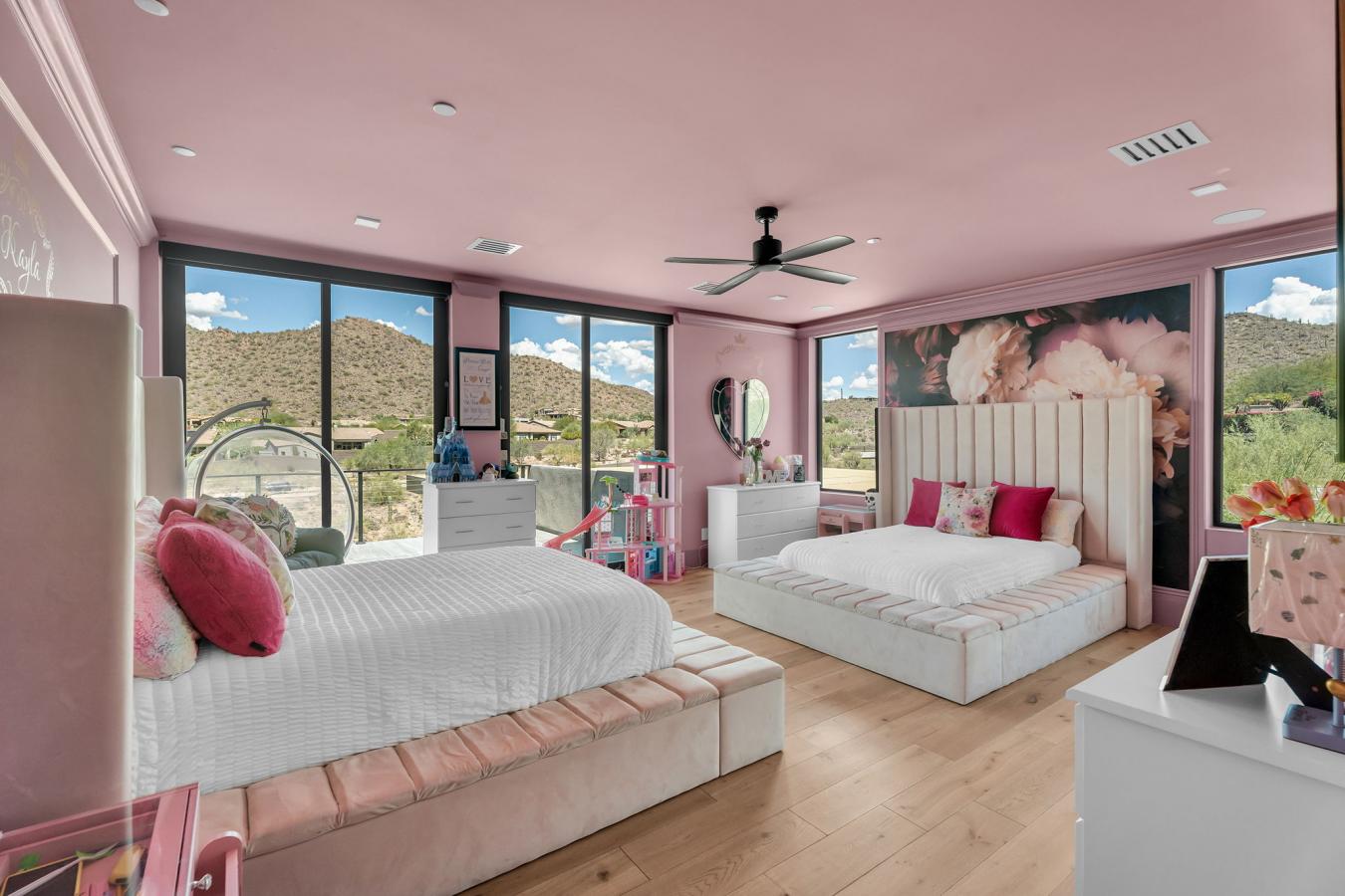 Scottsdale, Maricopa, 85259, United States, 6 Bedrooms Bedrooms, ,7 BathroomsBathrooms,Residential,For Sale,1952373